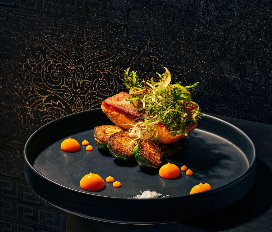 Aiana restaurant Ottawa